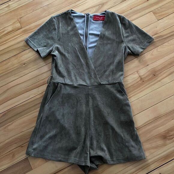 Akira Chicago Red Label olive faux suede short sleeve wrap bodice romper. Small - Picture 1 of 5